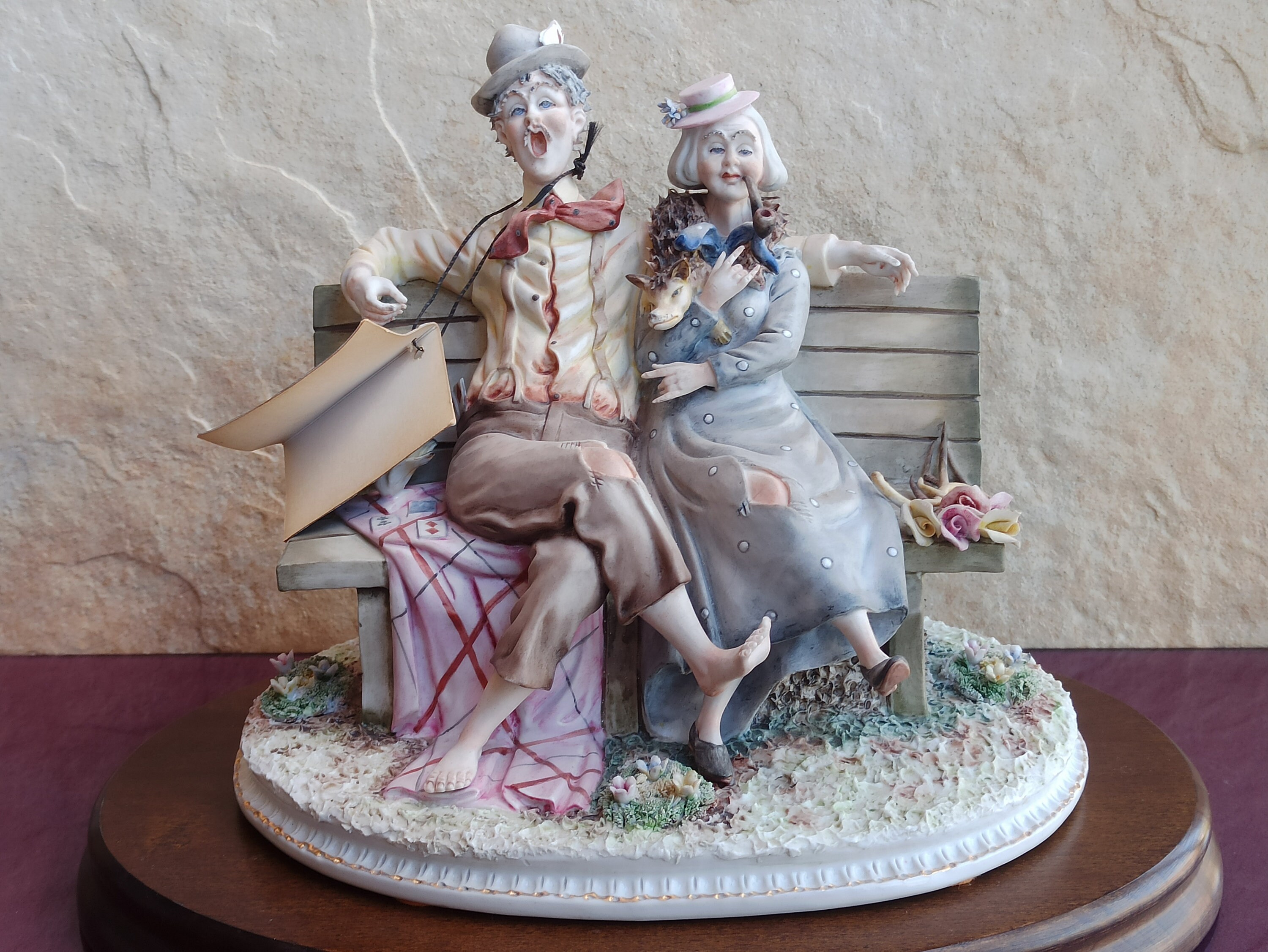 ガロス(galos)  フィギュリン 置物 ガロス(galos) フィギュリン 置物