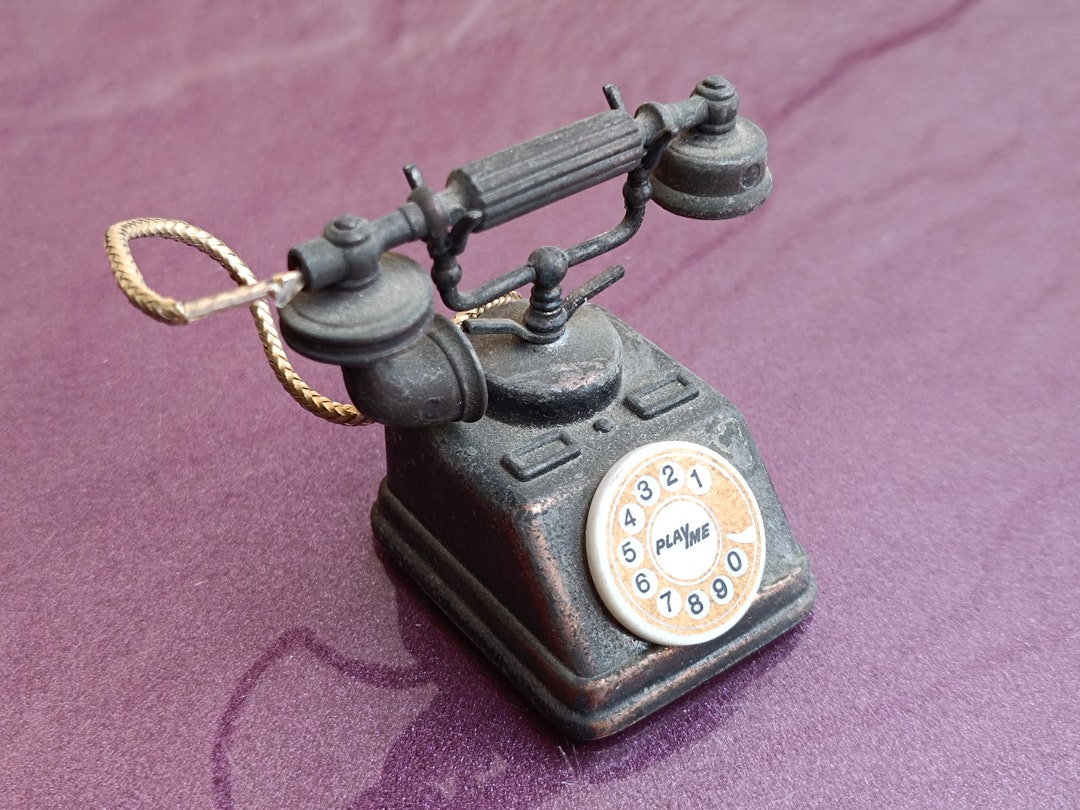 1970 Playme Pencil Sharpener, Desk Phone Pencil Sharpener, Spanish