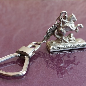 Moros y Cristianos, Silver Plated Keychain,San Jorge Alcoy, Religious Keychain, Religious Icon, Vintage Keychain