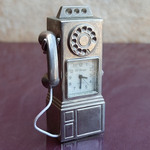 Le Temps Quartz Metal Watch, Small Table Clock, France Watch, Retro Watch, Vintage Table Clock, Le Temps Watch, Old Watch