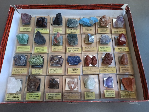 1960ca - antigua coleccion de 25 minerales en c - Compra venta en