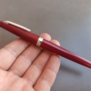 Antique YOUTH Fountain Pen, Vintage Fountain Pen, Fountain Pen, Antique Pen, Iridium England, Ink Pen, Old Spanish Fountain Pen