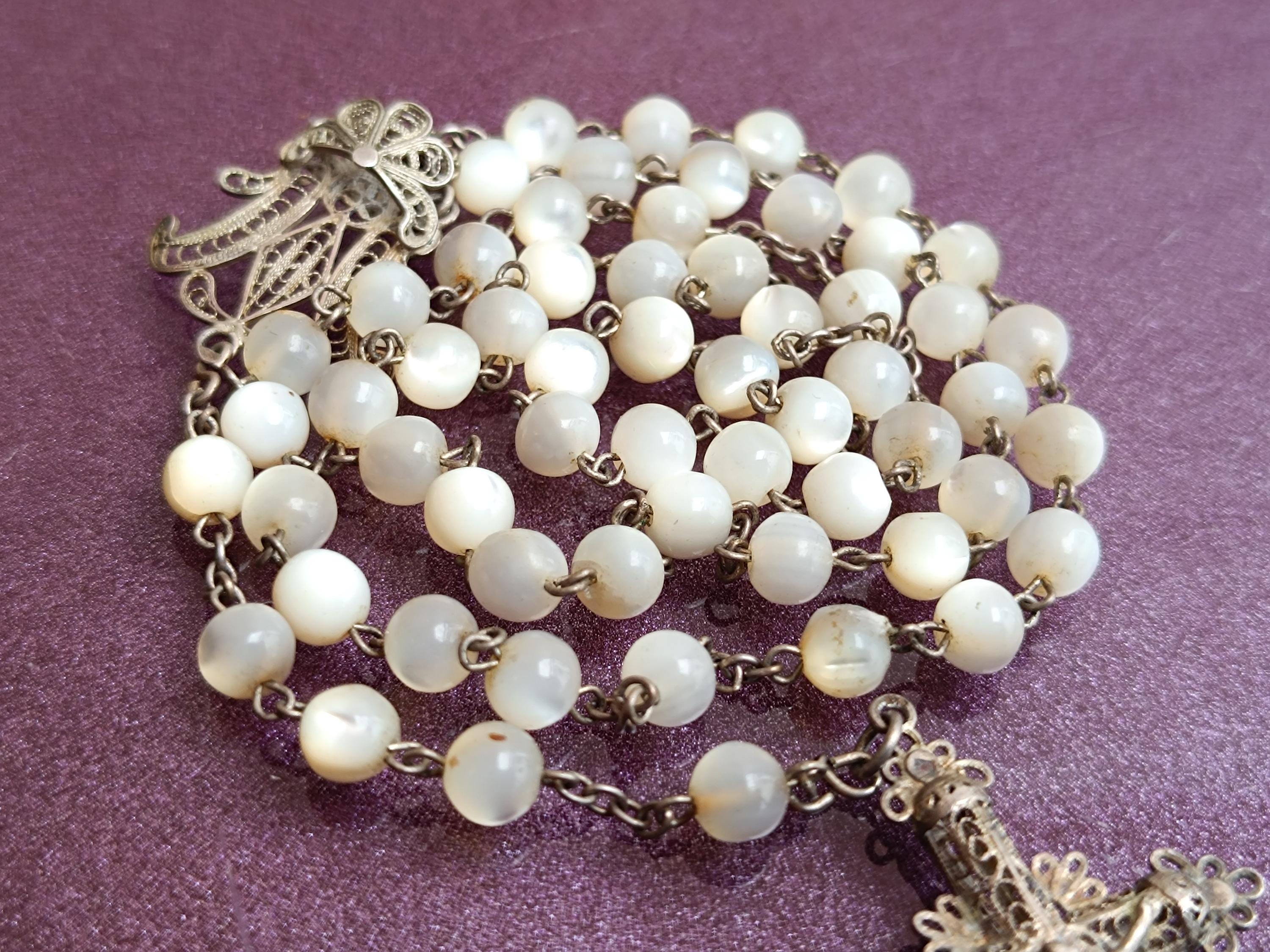 1900年代の銀製マザーオブパールのフィリグリーカトリックロザリオ 