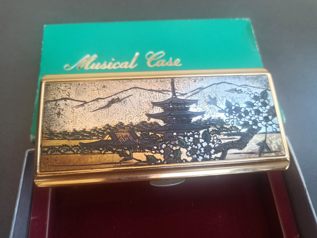 Vintage 1970 Musical Cigarette Case, Musical Cigarette Case, Japan  Cigarette Case, Gold Filled Cigarette Case, Retro Case, Collection
