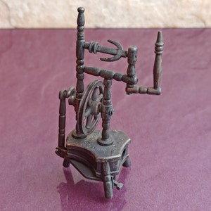 1970 PLAYME Vintage Pencil Sharpener, Loom Sharpener, Spanish Pencil Sharpener, Antique Pencil Sharpener Collectible Stationery