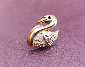 1980s USA Gold Filled Swan Brooch, Swan Gold Plated Brooch, Brooch Swan, Vintage Brooch, Gold Filled Jewelry, Old Swan Brooch
