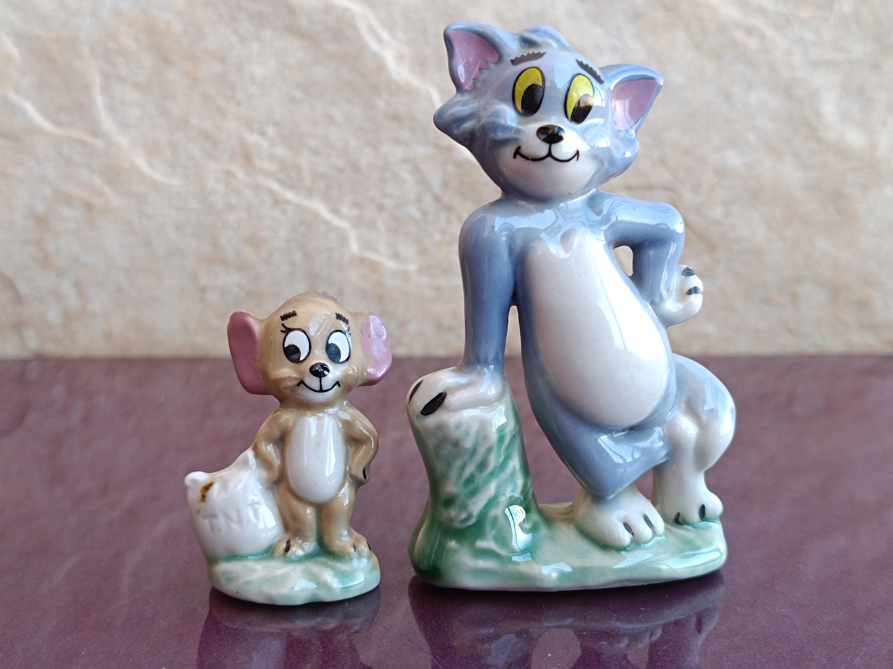 WADE トムとジェリー　陶器製　フィギュア　アンティーク 英WADE社 トムとジェリー 陶器フィギュア・セット 箱入 箱やぶれ