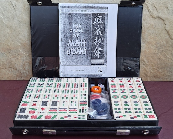麻雀 yaojiejinjing Amazon.com: XSCQ Chinese Mahjong Game Set, Pink