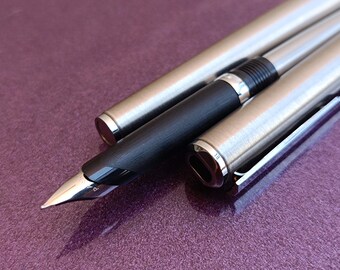 ブラウンとブラックのマーブル模様のパーカー ビクトリー万年筆が復元