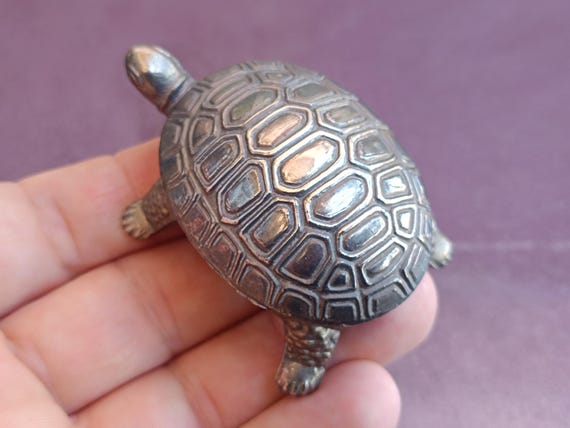 1980s Silver Plated Pill Box Turtle, Vintage Pill Case, Cool Pill Case, Small Pill Box, Pill Organizer, Pill Case Gift, Pill Box For Purse