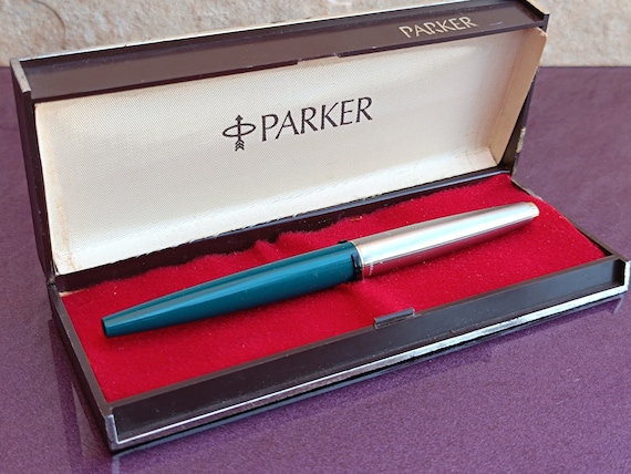 英国Parker社製　万年筆 金ペン先 英国Parker社製 万年筆 金ペン先 矢型クリップ 筆記具