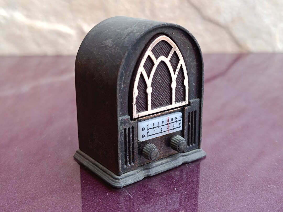 1970 Playme Pencil Sharpener, Radio Sharpener, Spanish Pencil Sharpener