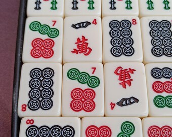 Jeu De Mahjong Ancien En Os Et Bambou - 152 Tuiles - Époque Pré-1950