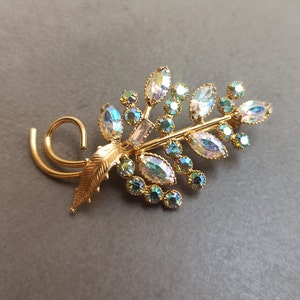 Flower Brooch, Czech Glass Brooch, Filigree Czech Brooch, Bohemian Jewellery, Lovely Filigree Brooch, Lovely Vintage Style, Antique Brooch