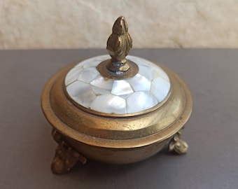 Mother Of Pearl Bronze Box, Vintage Box, Jewelery Box, Mother Of Pearl Box, Chest Vintage, Trunk Vintage, Old Small Trunk, Treasure Chest