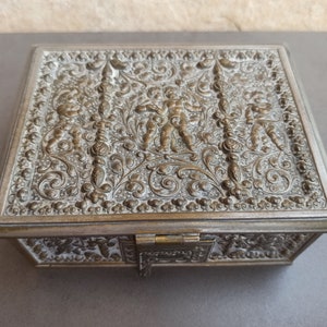 1900e antieke juwelendoos, vintage bronzen doos, Spanje doos, retro metalen doos, vintage kist, vintage kofferbak, oude kleine kofferbak, schatkist