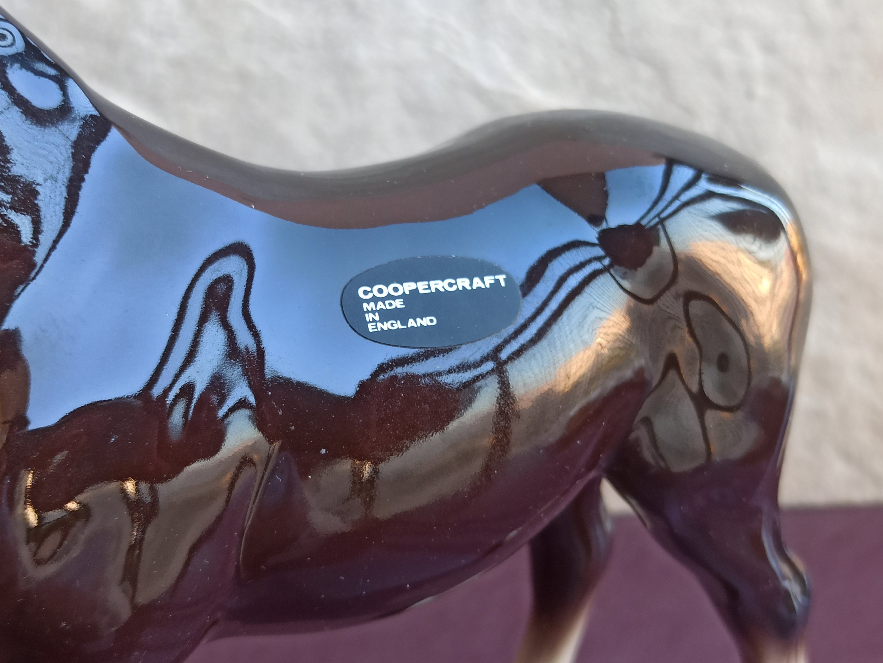 COOPERCRAFT イングランド　陶器　置物　オブジェ　馬　動物 クーパークラフトの馬の置物、馬のフィギュア、磁器の馬、収集価値の