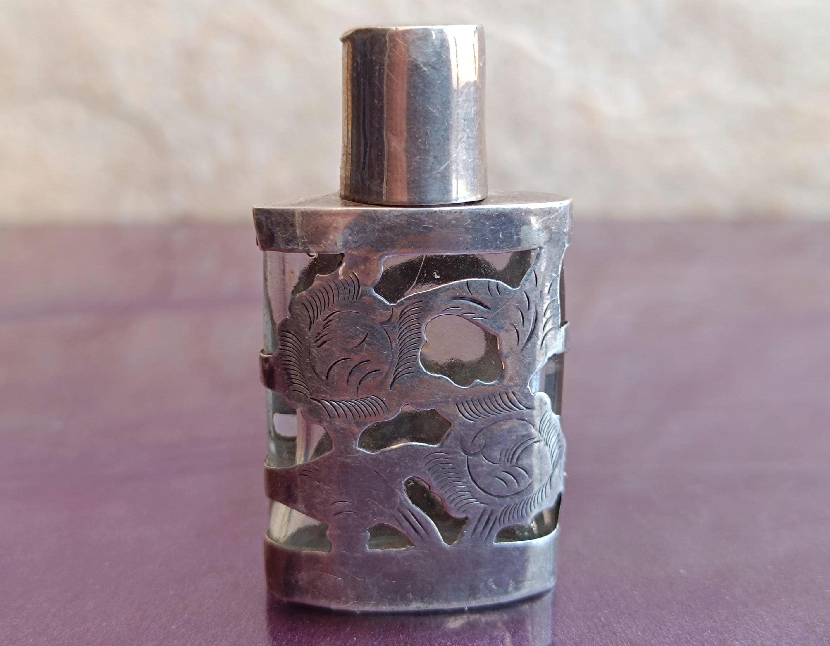 【メキシカンシルバー925】ヴィンテージ 香水瓶 パフュームボトル 刻印有 Antique Mexican Silver Perfume Bottle - Etsy