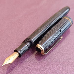 Penna stilografica Parker Canada con pennino in oro 14k, pennino 585, penna originale Parker, penna artistica, penna stilografica, penna stilografica Parker, penna stilografica vintage