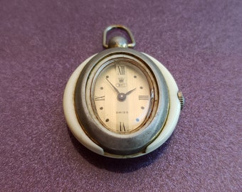Vtg Caravelle Pocket Watch Manuel Winding 28mm Gold Plated  display picture 1