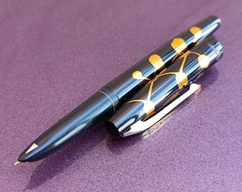 WHITE FEATHER Fountain Pen, Vintage Gift, Vintage Fountain Pen, Retro Fountain Pen, Antique Pen, Old Fountain Pen, Gold Filled Ink Pen