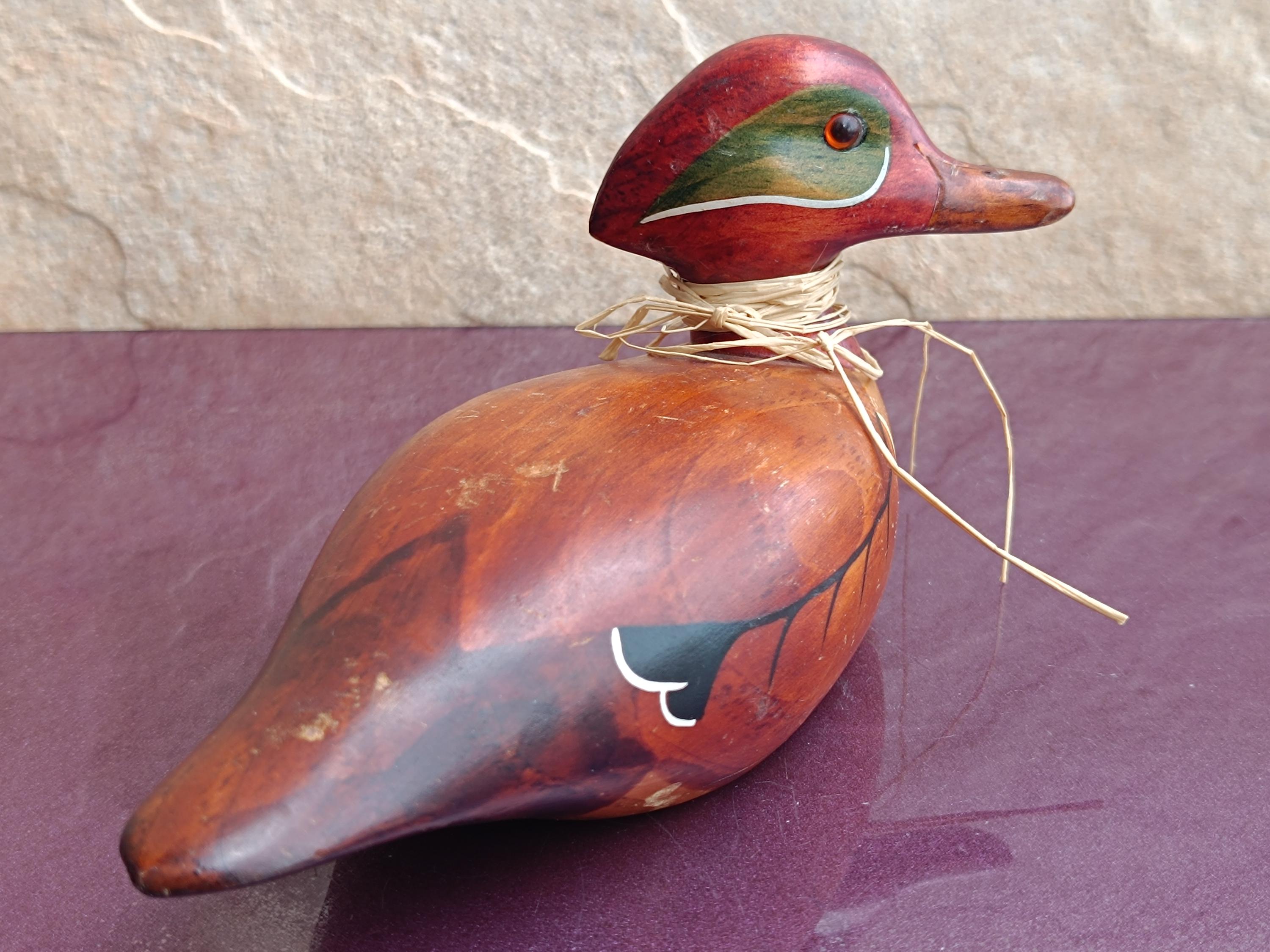 Country Traditions Cambridge Ontario Wood and Hand Painted Duck