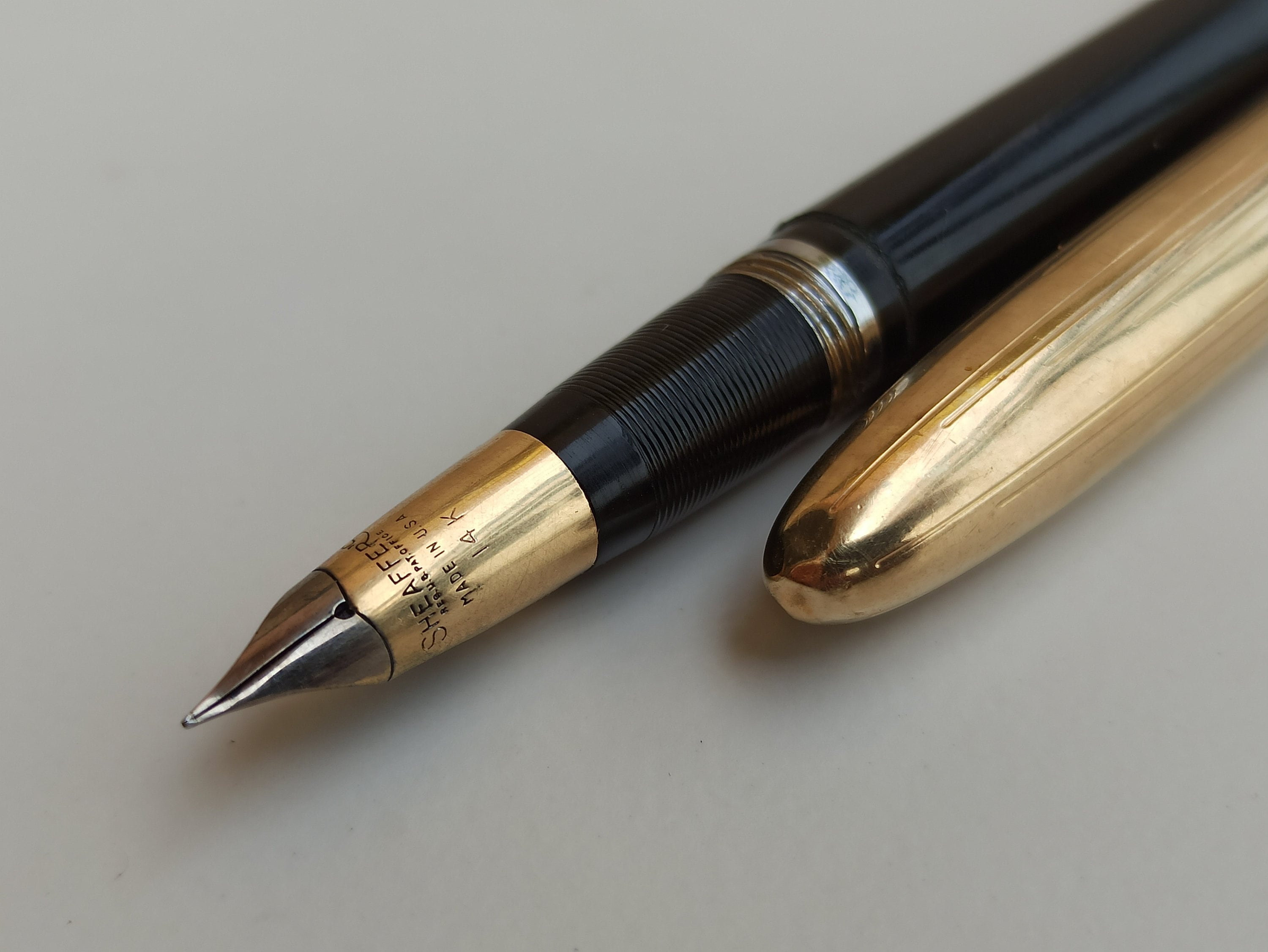 Vintage Sheaffer Fountain Pen With 14k Gold Nib and Retracting -  Sweden