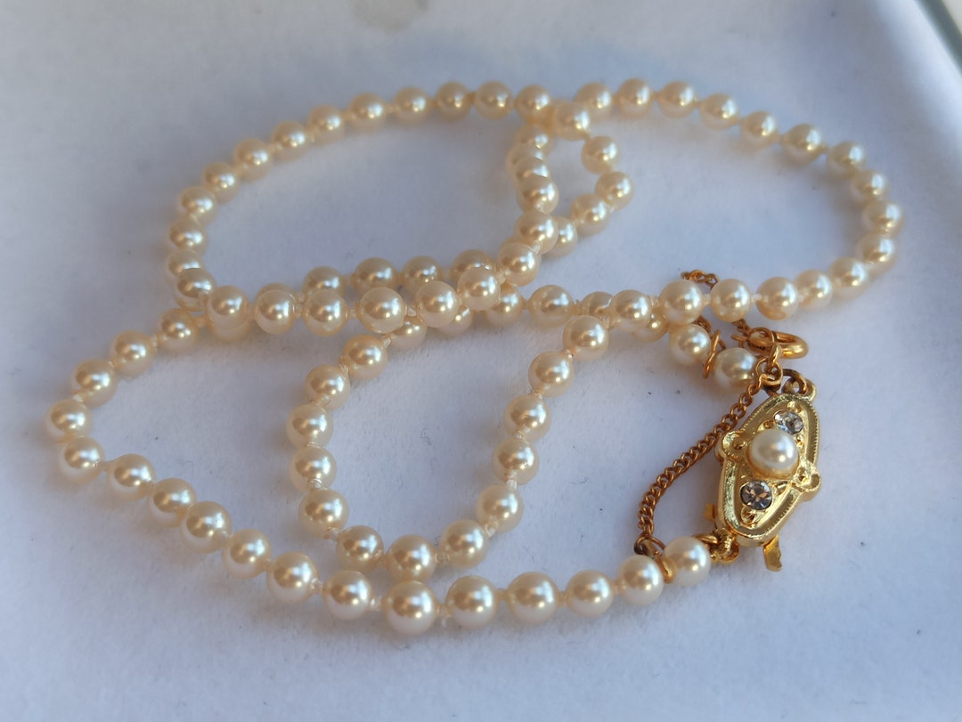 Pearl Velina Reina Necklace, Velina Reina Pearl, White Pearl Necklace ...