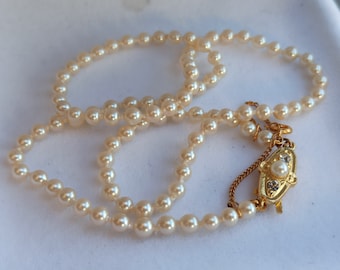 Pearl Velina Reina Necklace, Velina Reina Pearl, White Pearl Necklace, Pearl Necklace, Antique Gold Plated Clasp