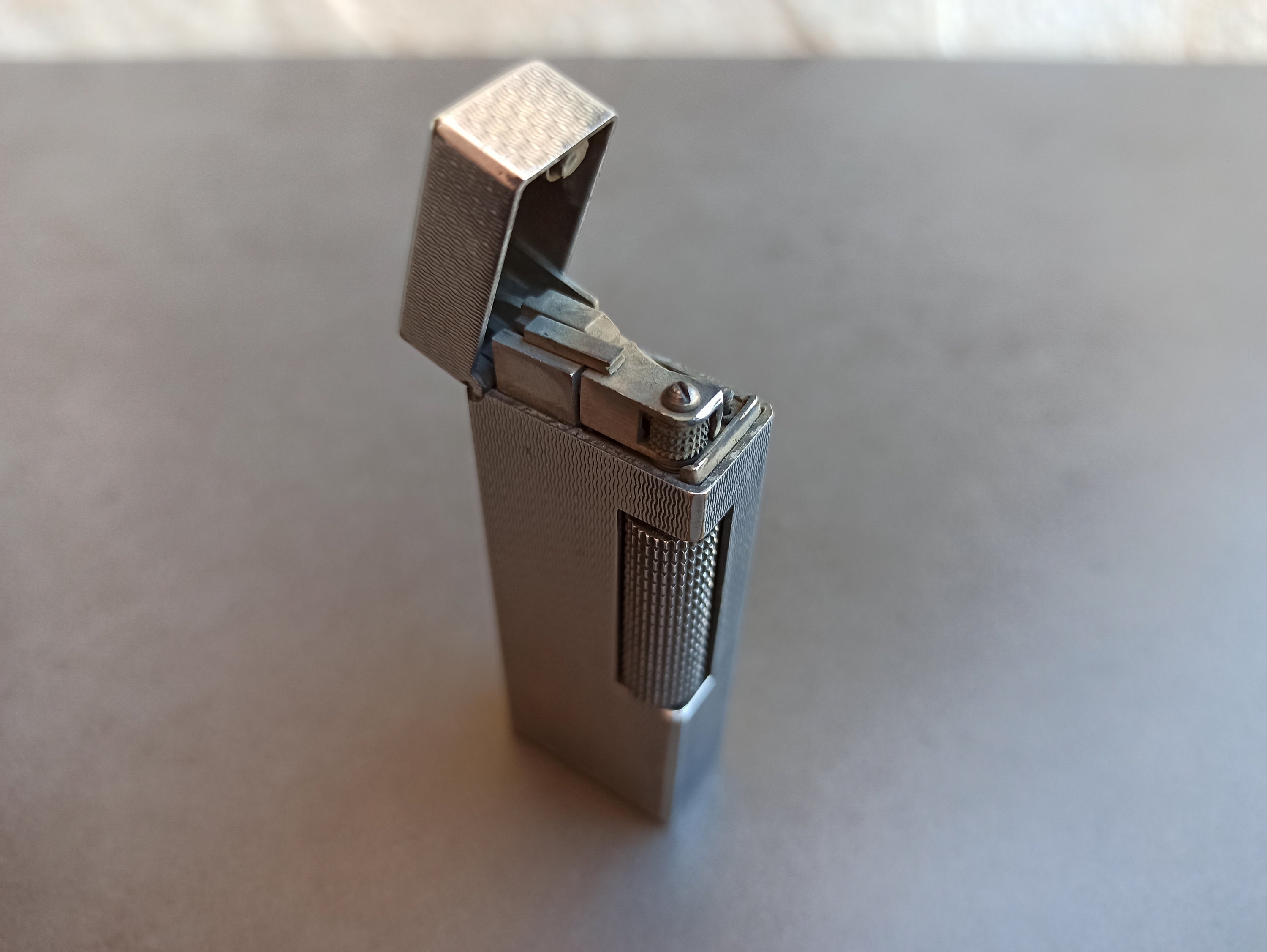 Zippo Vintage HP Argenté - briquet à essence - Jardins Alternatifs