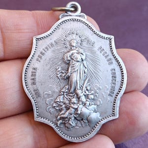 1950s Immaculate Conception Medal, Medallas des Los Patronos, Oh Maria Sin Pecado Concebida Rogad Por N Que Recurrimos A Vos Religious Medal