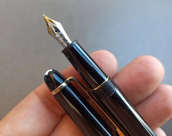 Montblanc meisterstuck clearance pix fountain pen