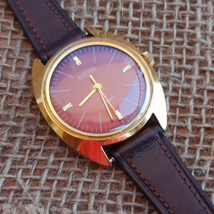 AU10 Mechanical USSR WOSTOK, Gold Filled Watch, Shockproof Balance, 17 Jewels Watch, Vintage Watch, Dust Proof, Antique USSR Watch