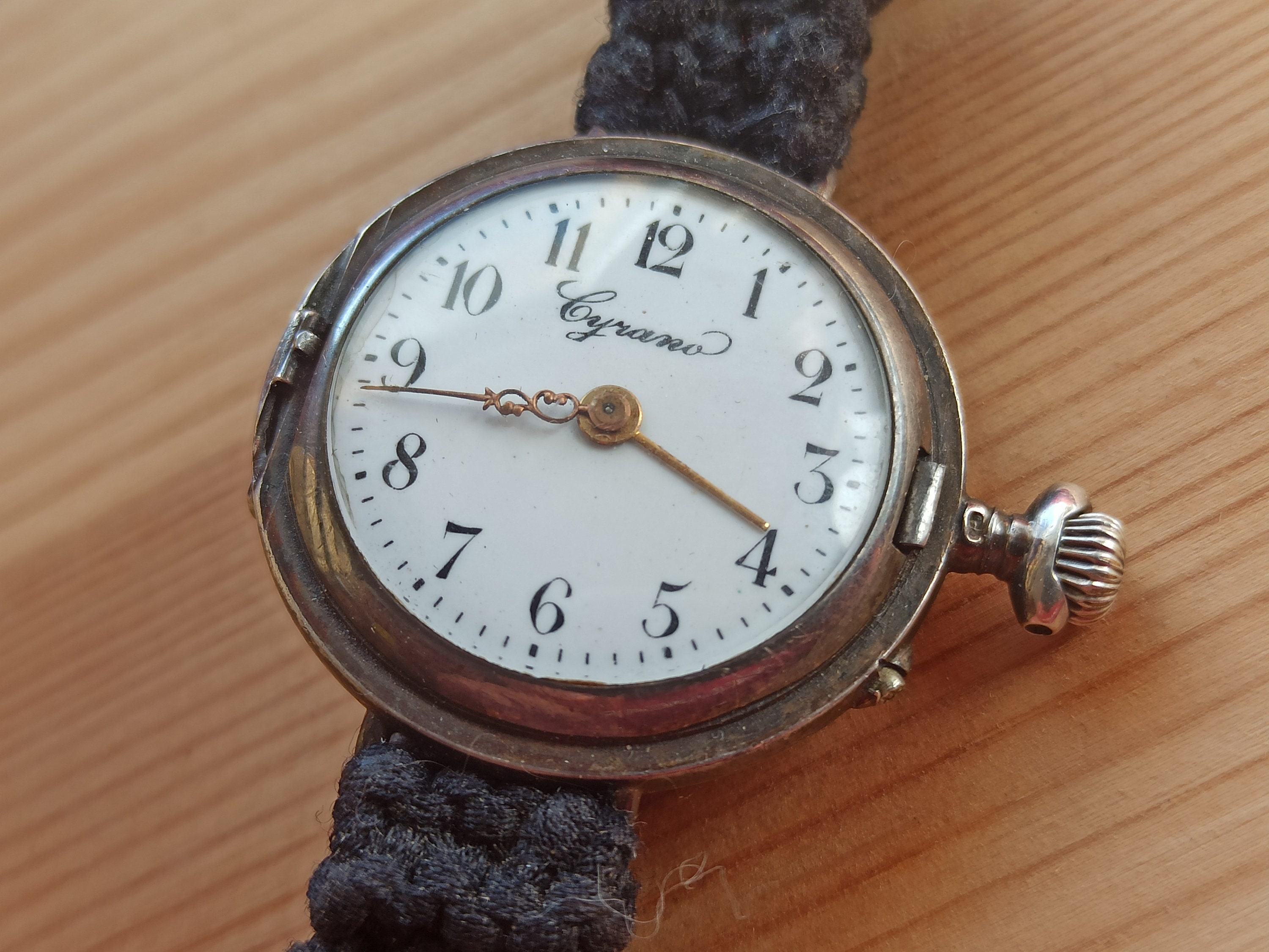 Vintage Cyrano Silver & Gold Tone‎ Leaf Pattern Manual Mechanical Wind-Up Watch Vintage Cyrano Hong Kong Women main image 4