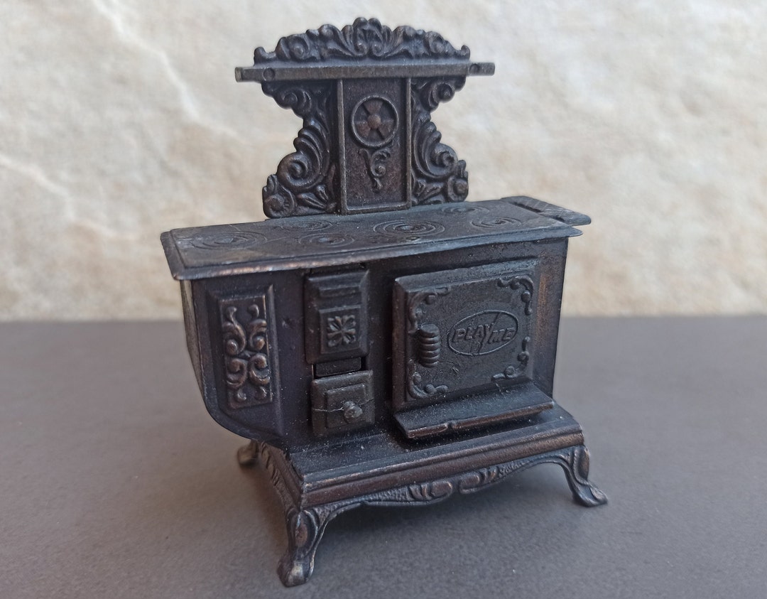 1970 Playme Pencil Sharpener, Stove for Cooking Sharpener, Spanish