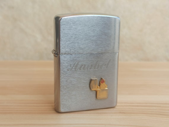 ZIPPO Accendino Benzina, Accendino Zippo da collezione, Made In USA,  Accendino Zippo Antico, Accendino Benzina Vintage, Accendino Liquido  Vecchio -  Italia