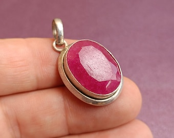 Ruby 925 Silver Pendant, Vintage Ruby Pendant, Red Ruby Silver Charm, 925 Silver Jewelry, Ruby Pendant, Vintage Pendant Red Ruby