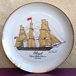 BIDASOA Plate BEAGLE Drawing Ship, Charles Robert Darwin 1809-1882, Porcelain Plate, Bidasoa Porcelain, Spanish Porcelain, Antique Porcelain