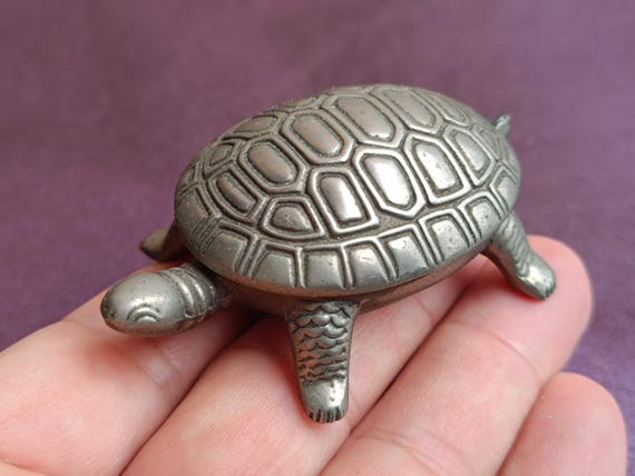 1980s Pill Box Turtle, Vintage Pill Case, Cool Pill Case, Small Pill Box, Pill Organizer, Pill Case Gift, Pill Box For Purse View 4