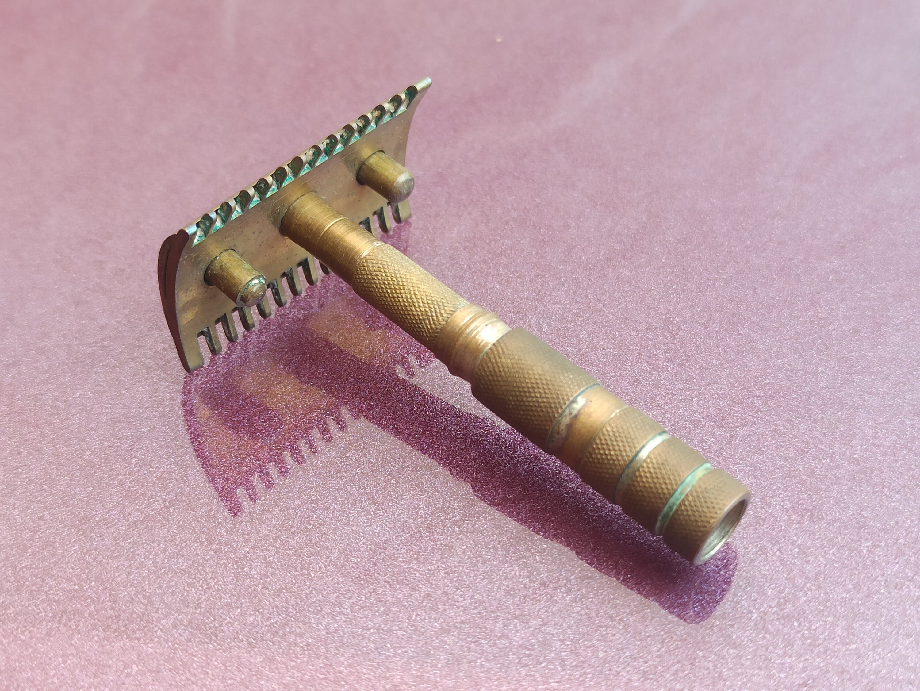 1920s Vintage 4 Piece Travel Safety Razor in Metal Case, Razor ...