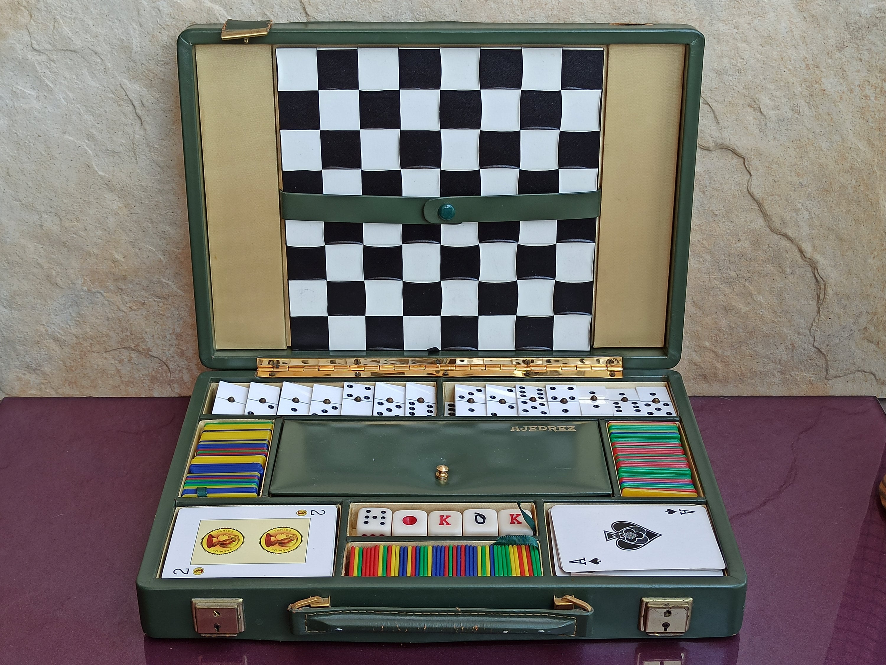 1950 年代のポーカー セット、アメリカン ポーカー、ポーカー ダイス