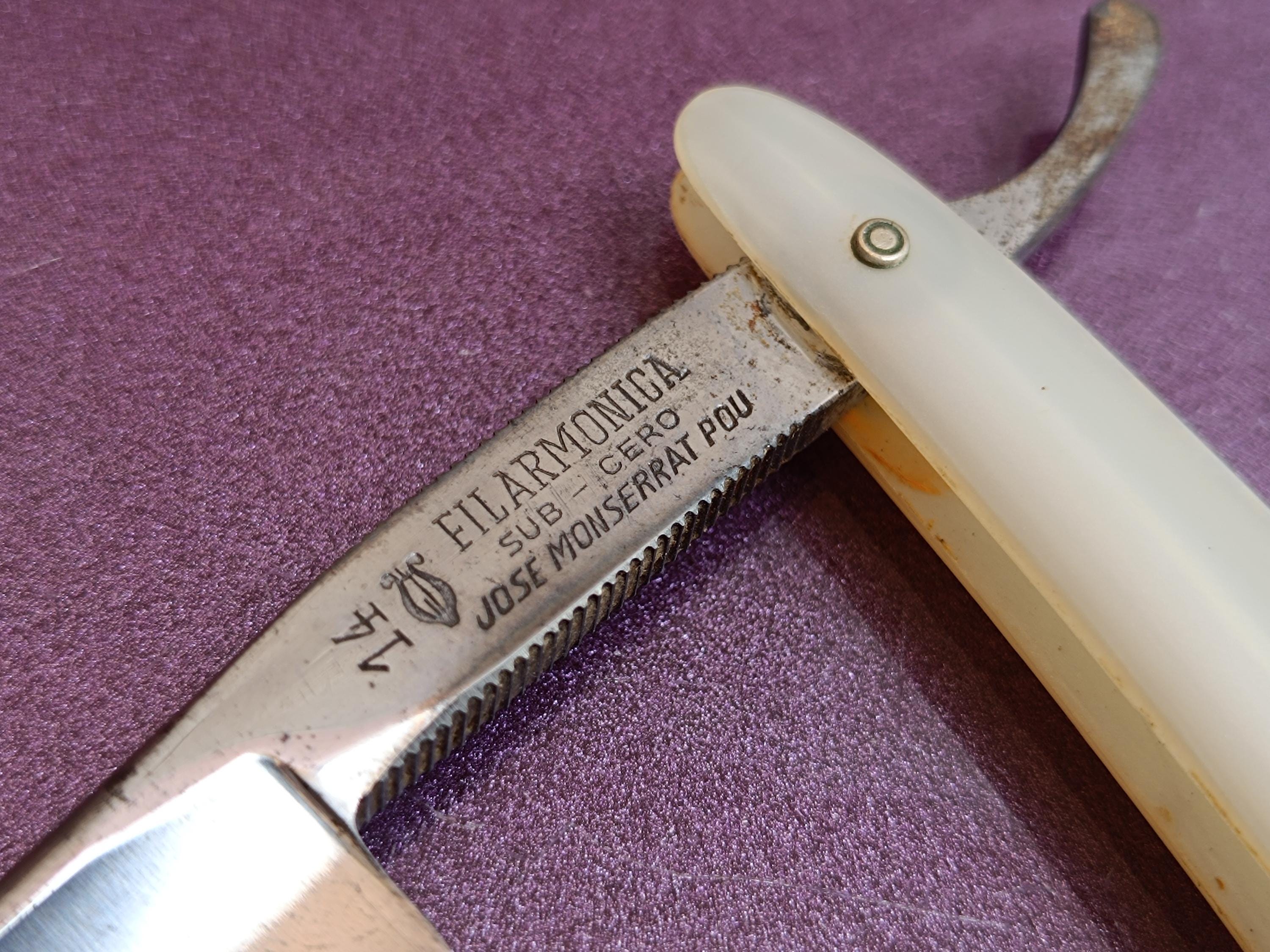 1950s Razor FILARMONICA Sub Cero, Jose Montserrat Pou, Barber Hand 