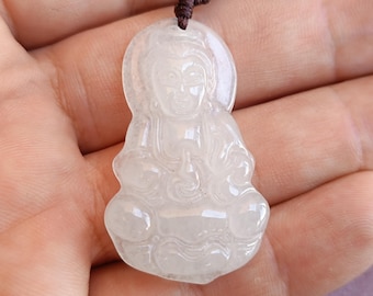 Pendentif Ancien En Jade Vert Royal Sculpté D'un Bouddha Rieur - Longueur 66-70 Cm - Occasion