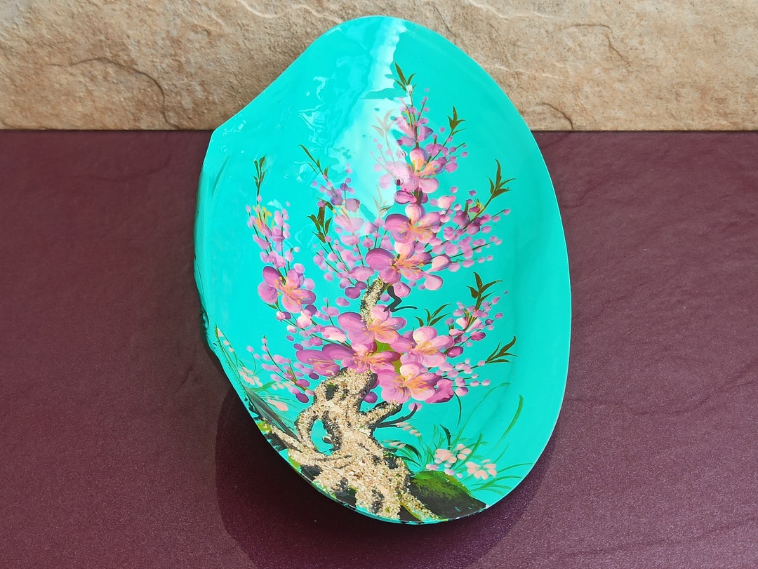 Hand Painted Shell, Oil Painting on Shell, Wall Art, Shell Art, Unique ...