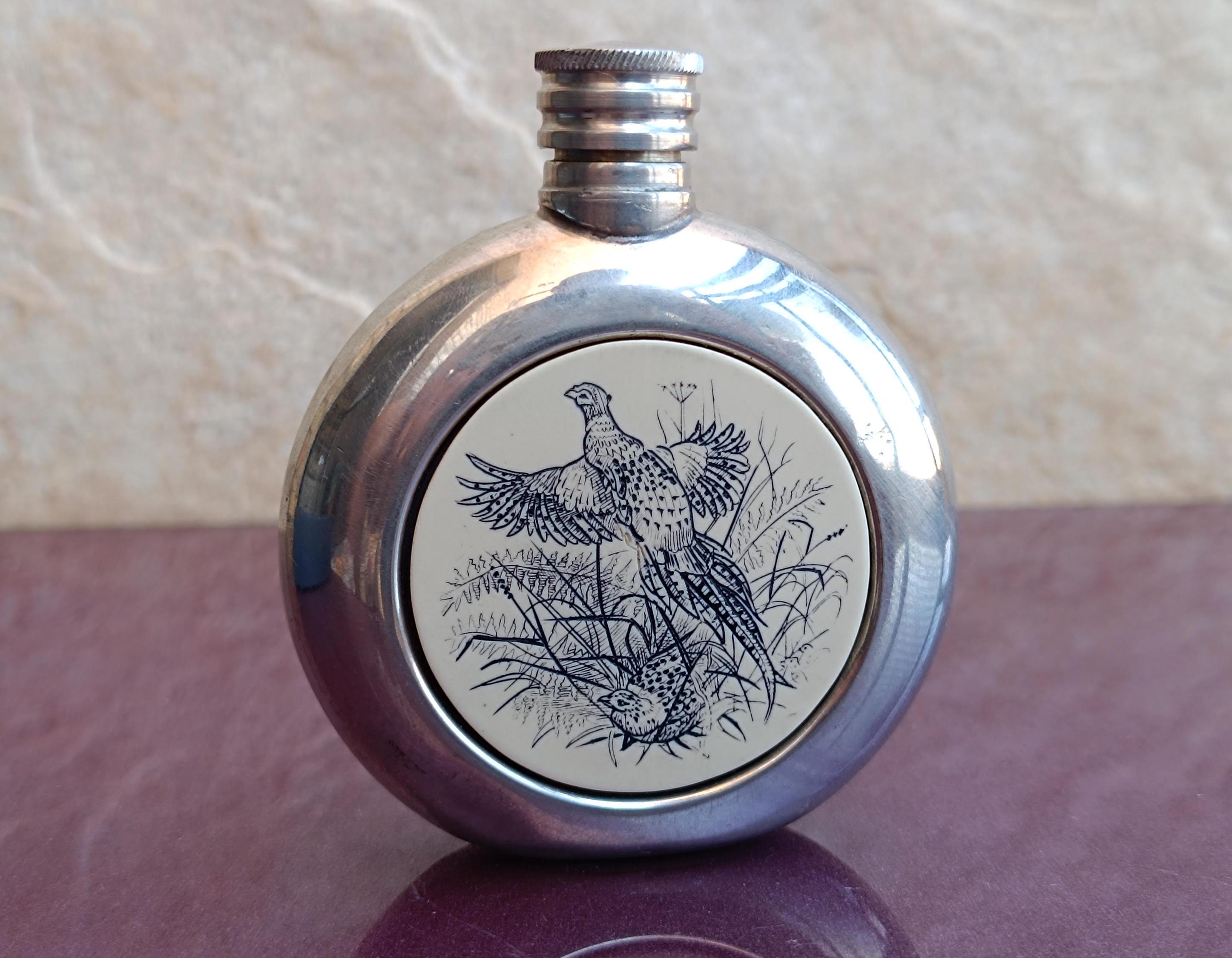 Ancienne Flasque En Métal Argenté Martelé - Sheffield Pewter - Label Emmaüs