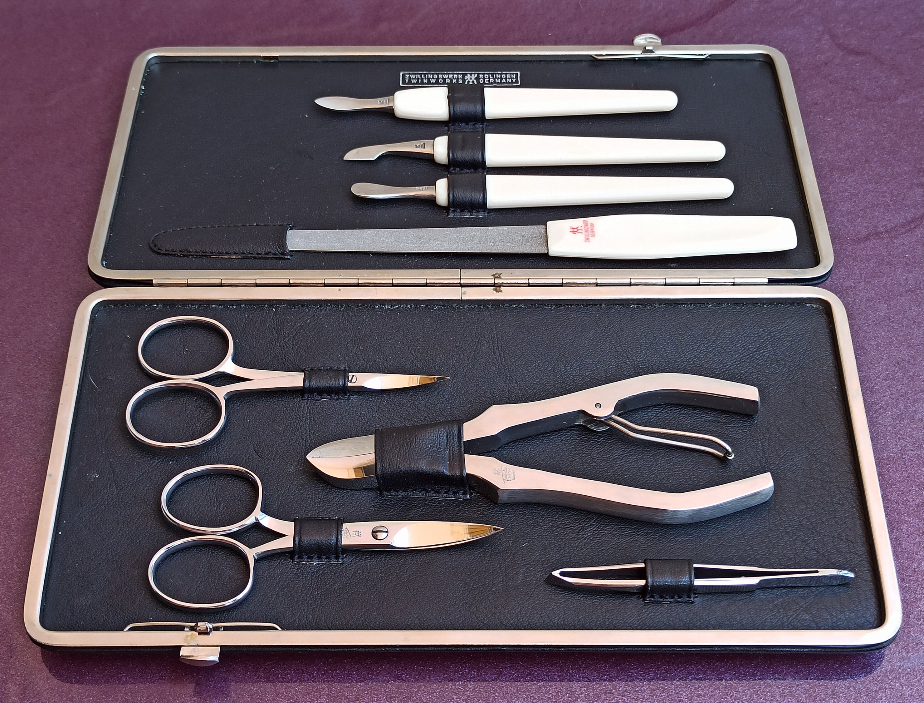 ドイツ　ゾーリンゲン　SOLINGEN　ネイルケアセット SOLINGENネイルケアセット
