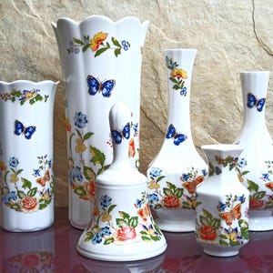 1970s Aynsley Cottage Garden Pattern, Vintage Bell, Bone China, Hand Painted Vase, Vintage Vase, English Vase, Porcelain Vase, Flowers Vase