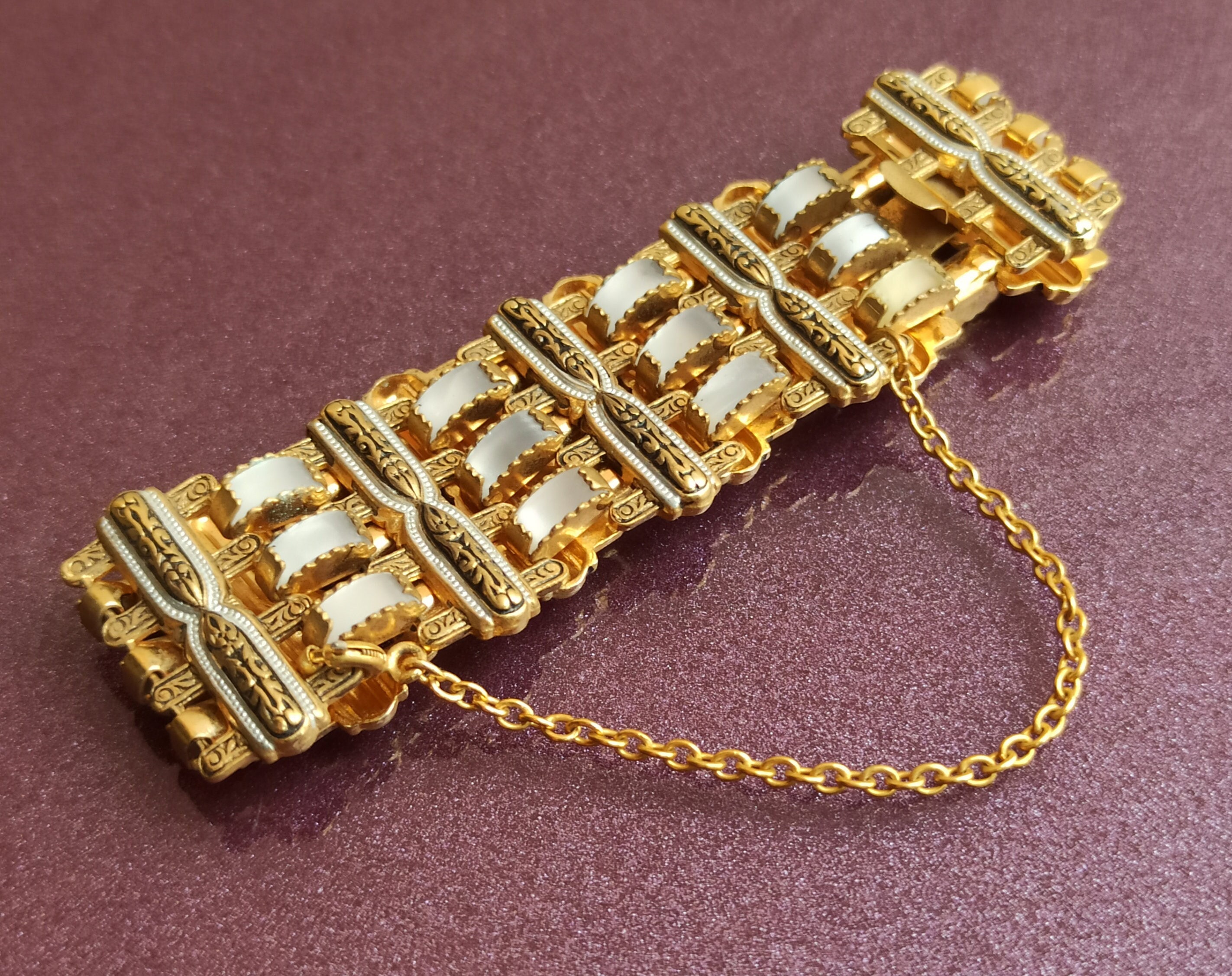 Toledo 1960 Damascene Bracelet, Gold Plated Toledo Bracelet, Vintage Charm, Filigree Bracelet, Bohemian Jewellery, Lovely Filigree Bracelet - Etsy Toledo 1960 Damascene Bracelet, Gold Plated Toledo Bracelet, Vintage Charm, Filigree Bracelet, Bohemian Jewellery, Lovely Filigree Bracelet - Etsy