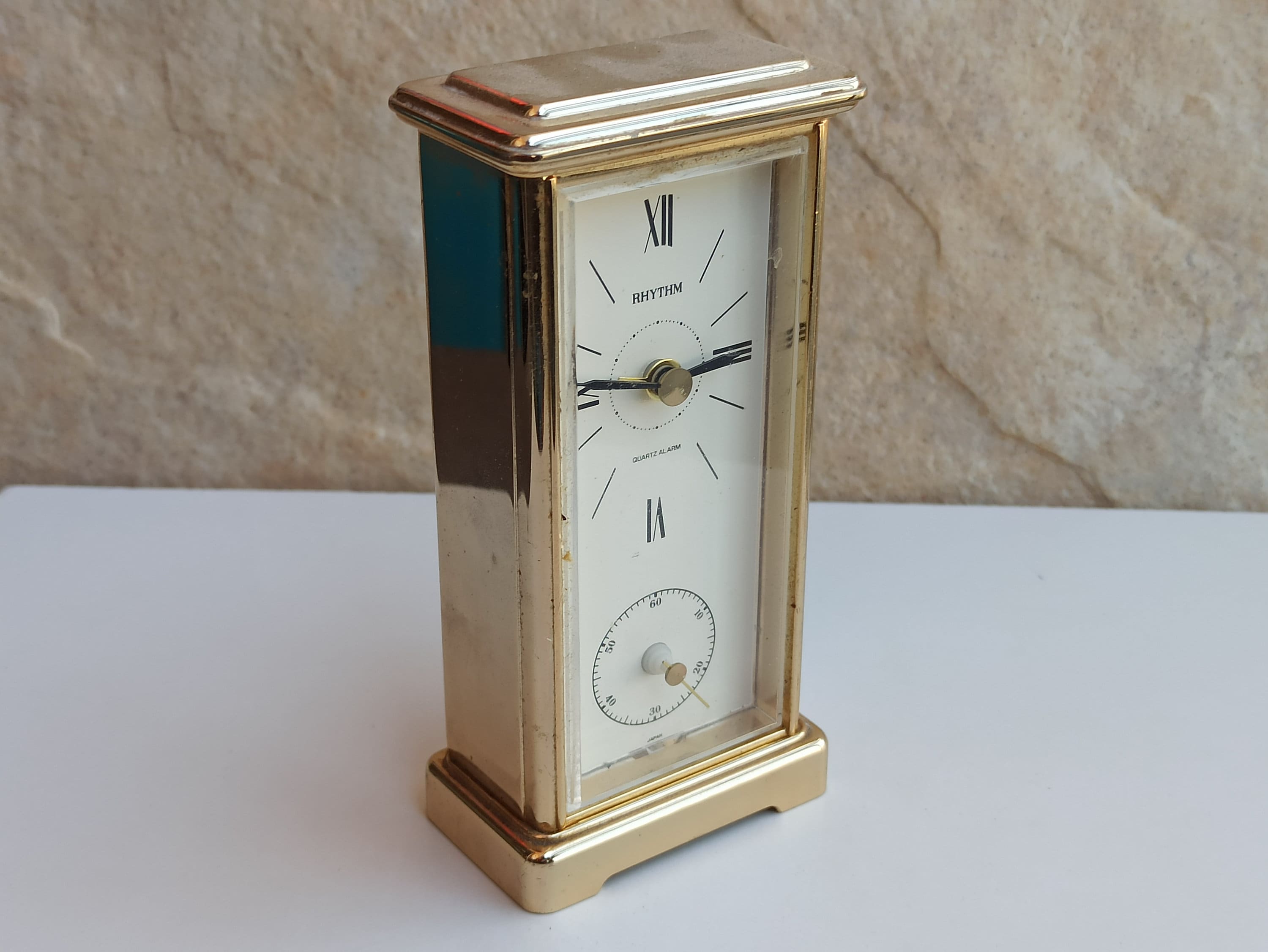 RHYTHM Quatrz Alarm, Alarm Clock With Quartz Mechanism, Vintage