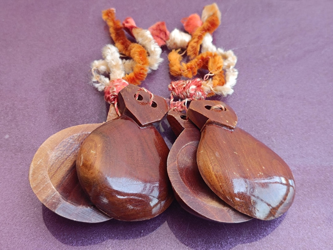 Flamenco Castanets, Pair Traditional Wooden Castanets Spanish Flamenco ...